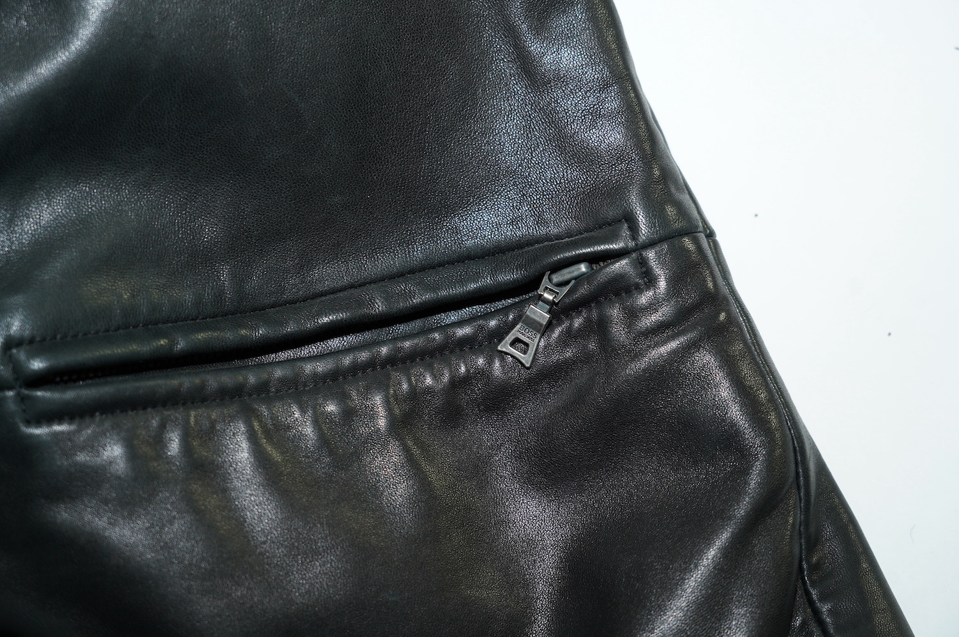 A gentleman's Hugo Boss black leather jacket